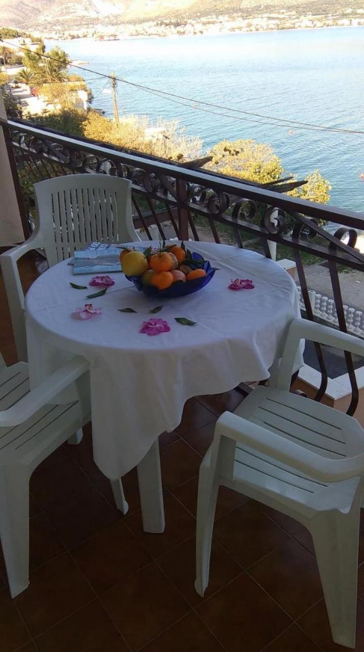 Apartments Vini Trogir Buitenkant foto