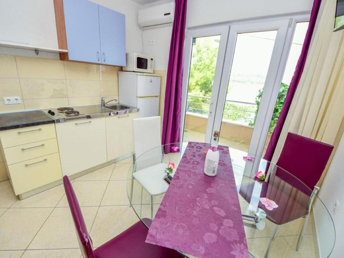 Apartments Vini Trogir Buitenkant foto